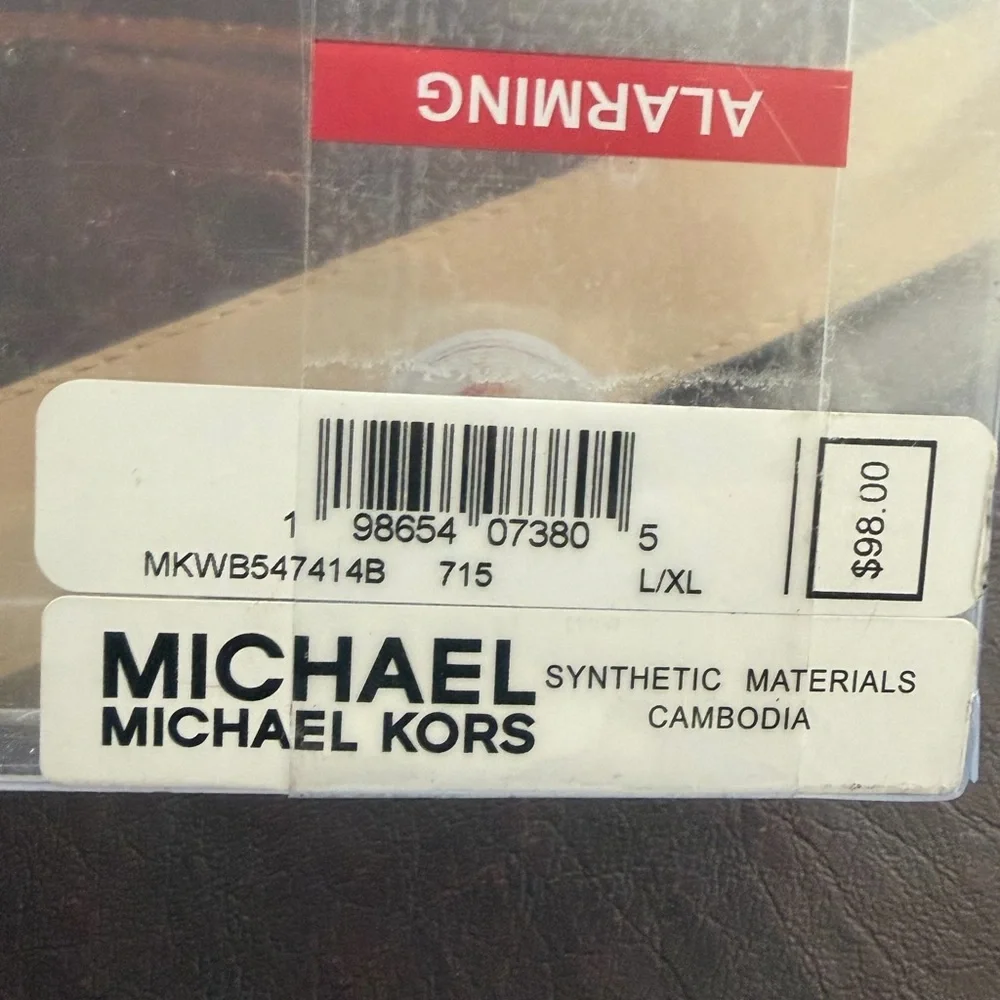 MICHAEL KORS MK LOGO VANILLA BELT W/GOLDTONE MK LOGO BUCKLE  L/XL IN GIFT BOX